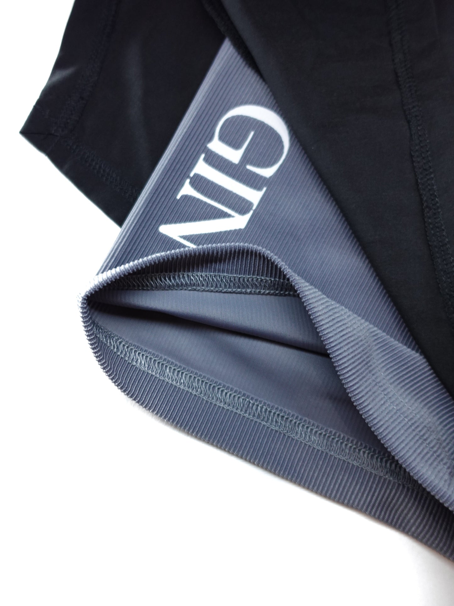 STRATUS SHORTS